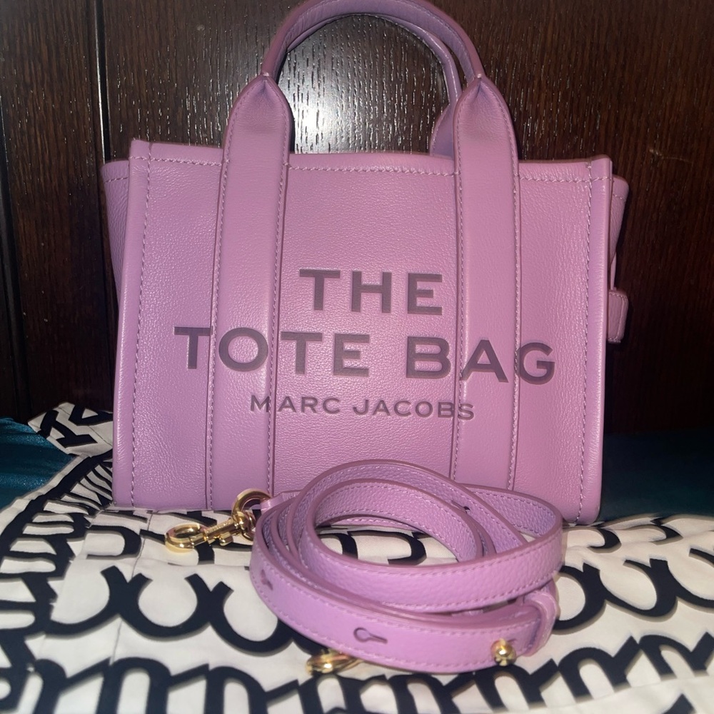 Brand new regal orchid Marc Jacobs tote bag